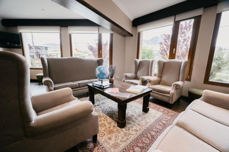 Chalten Suites Hotel إل تشالتين المظهر الخارجي الصورة