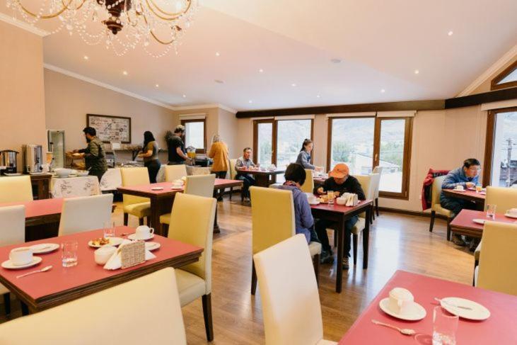 Chalten Suites Hotel إل تشالتين المظهر الخارجي الصورة