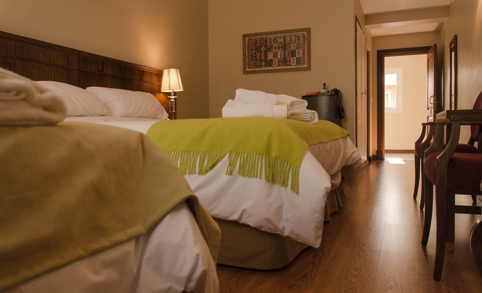 Chalten Suites Hotel إل تشالتين المظهر الخارجي الصورة